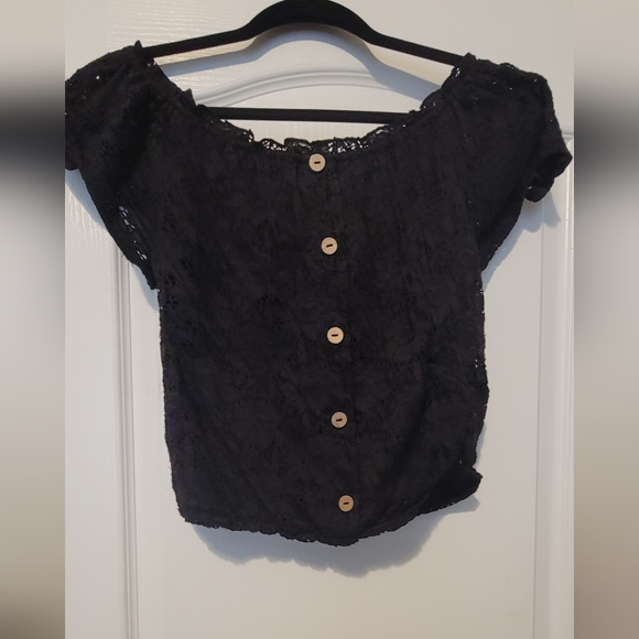 Women's size small tops. Set of 2. - Picture 4 of 5